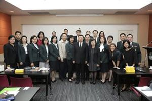 เลขาธิการ กสทช. เป็นวิทยากรบรรยายพิเศษในหลักสูตร การบริหารเศรษฐกิจสาธารณะสำหรับนักบริหารระดับสูงรุ่นที่ 15 ของสถาบันพระปกเกล้า