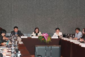 สำนักงานกสทช. จัดการประชุมระดมรับฟังความคิดเห็นเพื่อป้องกันการเอาเปรียบผู้บริโภคกรณี"การแลกรับกล่องแปลงสัญญาณโทรทัศน์ดิจิตอล หรือ Set Top Box"
